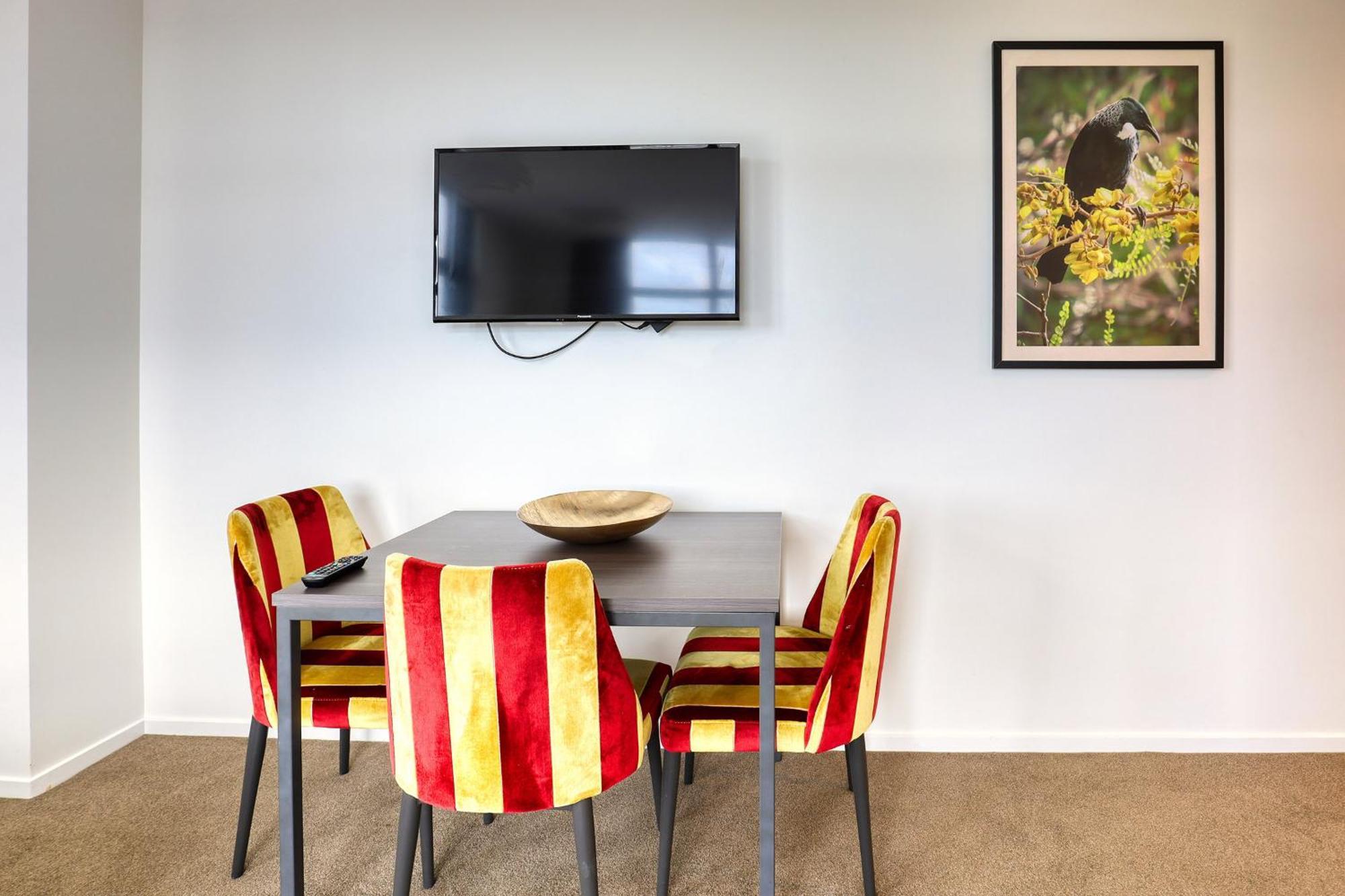Ramada Suites By Wyndham Auckland Manukau Pacfic Centre Eksteriør billede