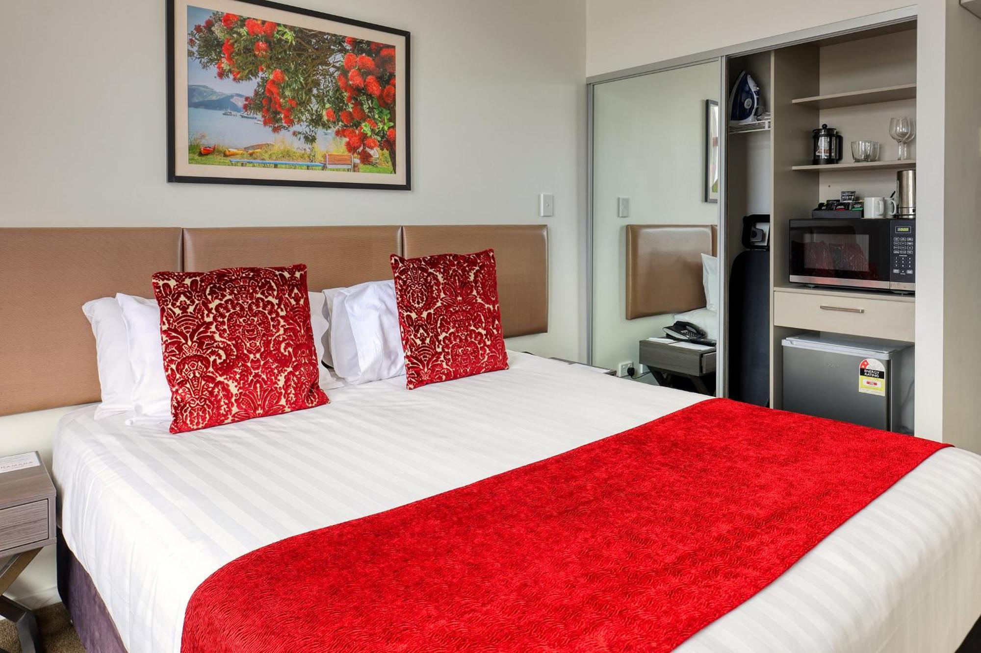 Ramada Suites By Wyndham Auckland Manukau Pacfic Centre Eksteriør billede
